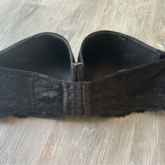 Torrid Curve plus size strapless bra - Picture 2 of 3